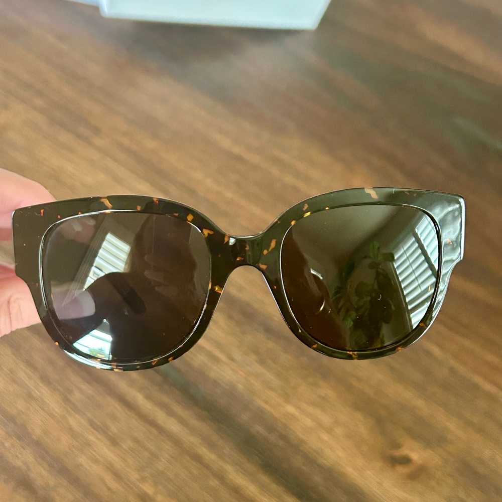 DIOR Wildior Tortoise Shell Sunglasses